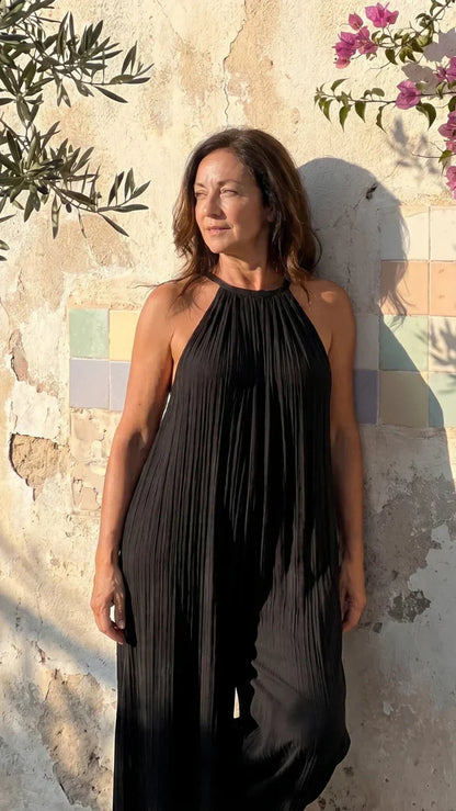 Sylvara | Mono Elegante de Pierna Ancha y Cuello Halter