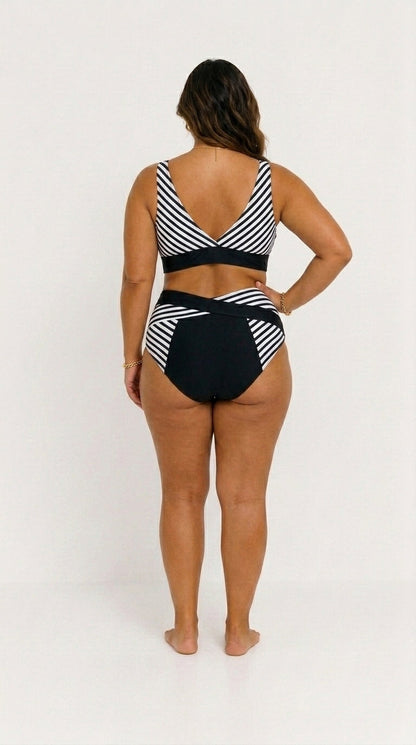 Bikini Cruzado Favorecedor de Rayas