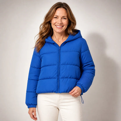 Aída™ | Chaqueta con capucha moderna y versátil